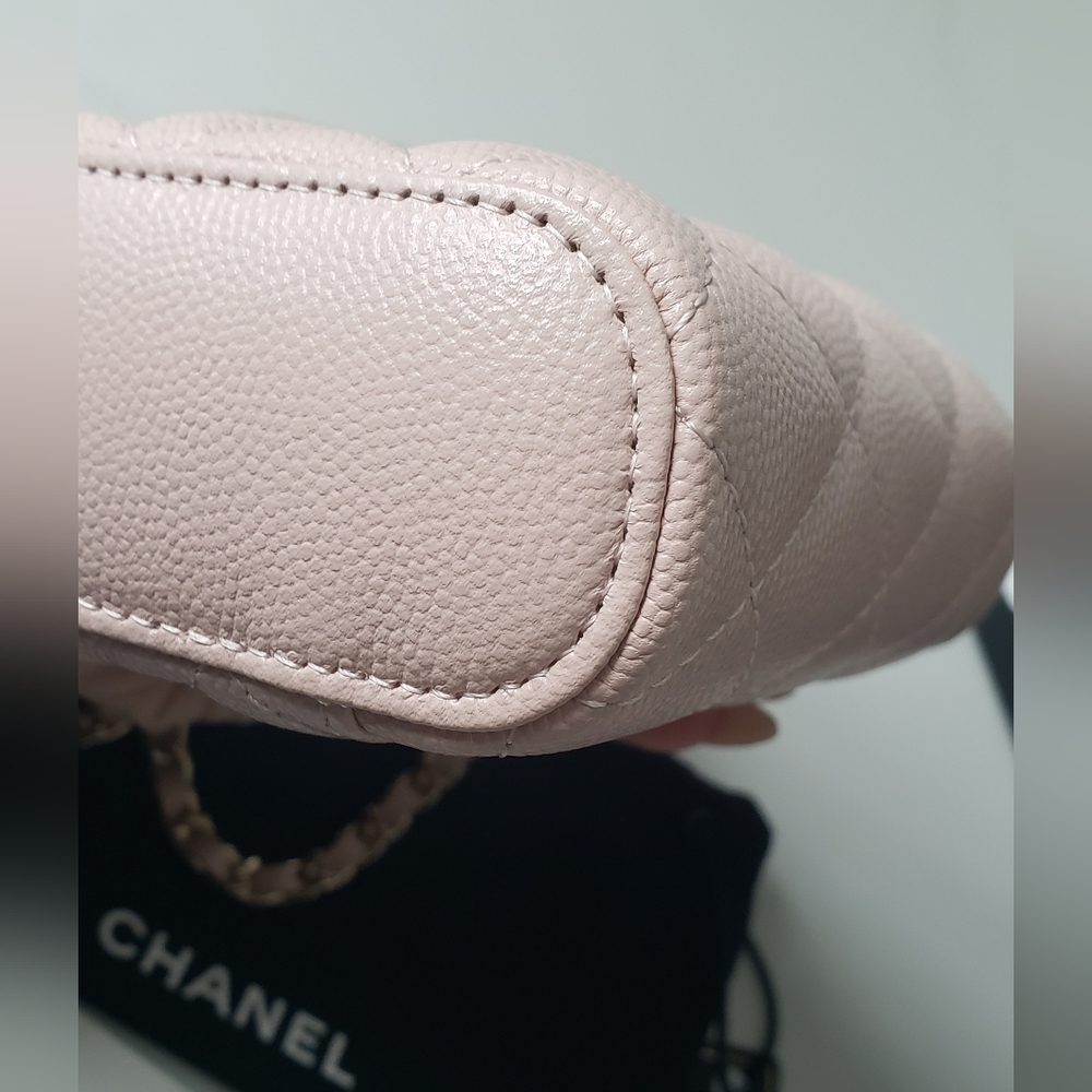 SOLD 💯 Brand New‼️ Chanel Vanity 💯 - Picture 14 of 15